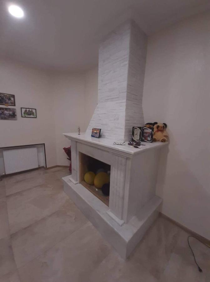 Jorji Bed and Breakfast Γκόρι Εξωτερικό φωτογραφία